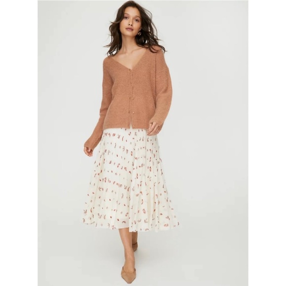 Aritzia Front to Back Cardigan - Picture 3 of 6